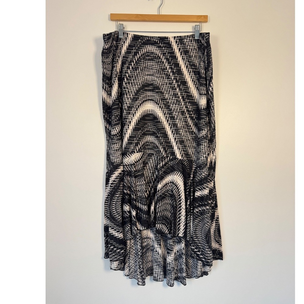 Boho Christopher & Banks Women XL High Low Maxi Skirt Black White Abstract Print